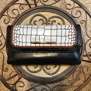 Brahmin wallet